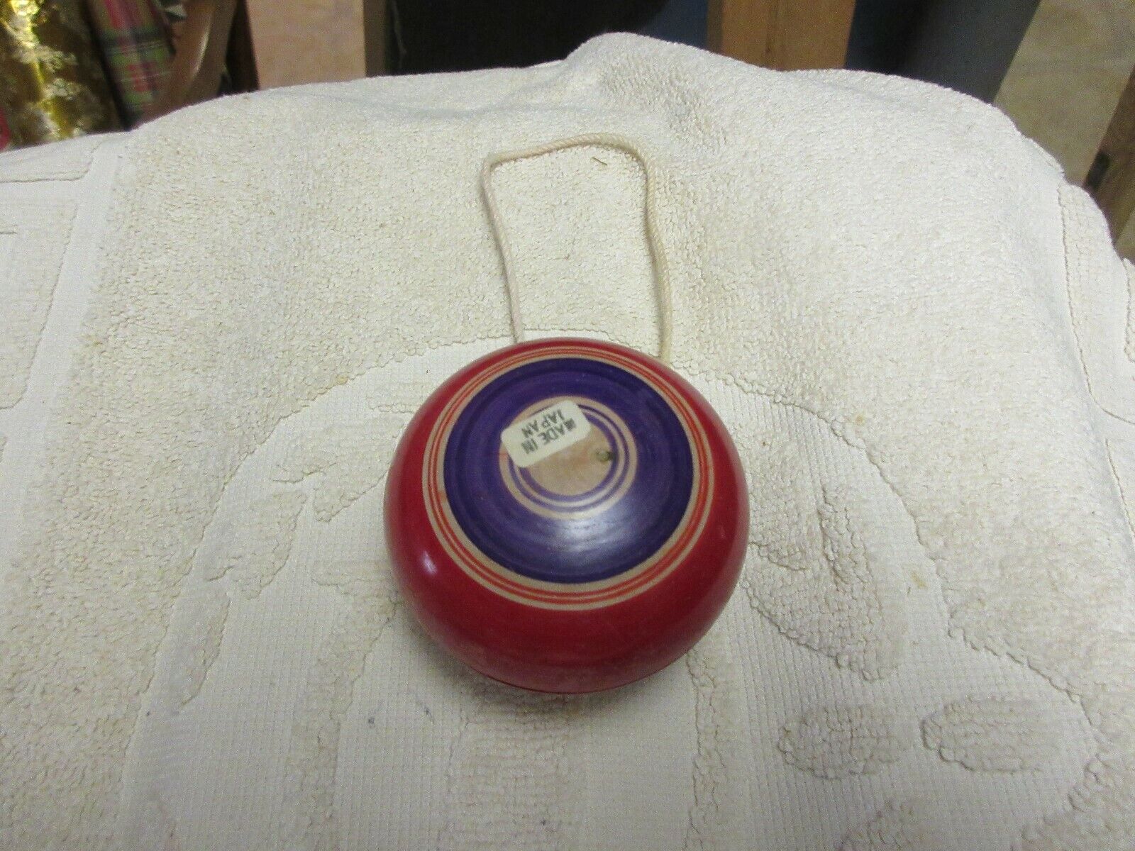 Yo-yo , Wood , 3"x3" , Vintage , Collectible