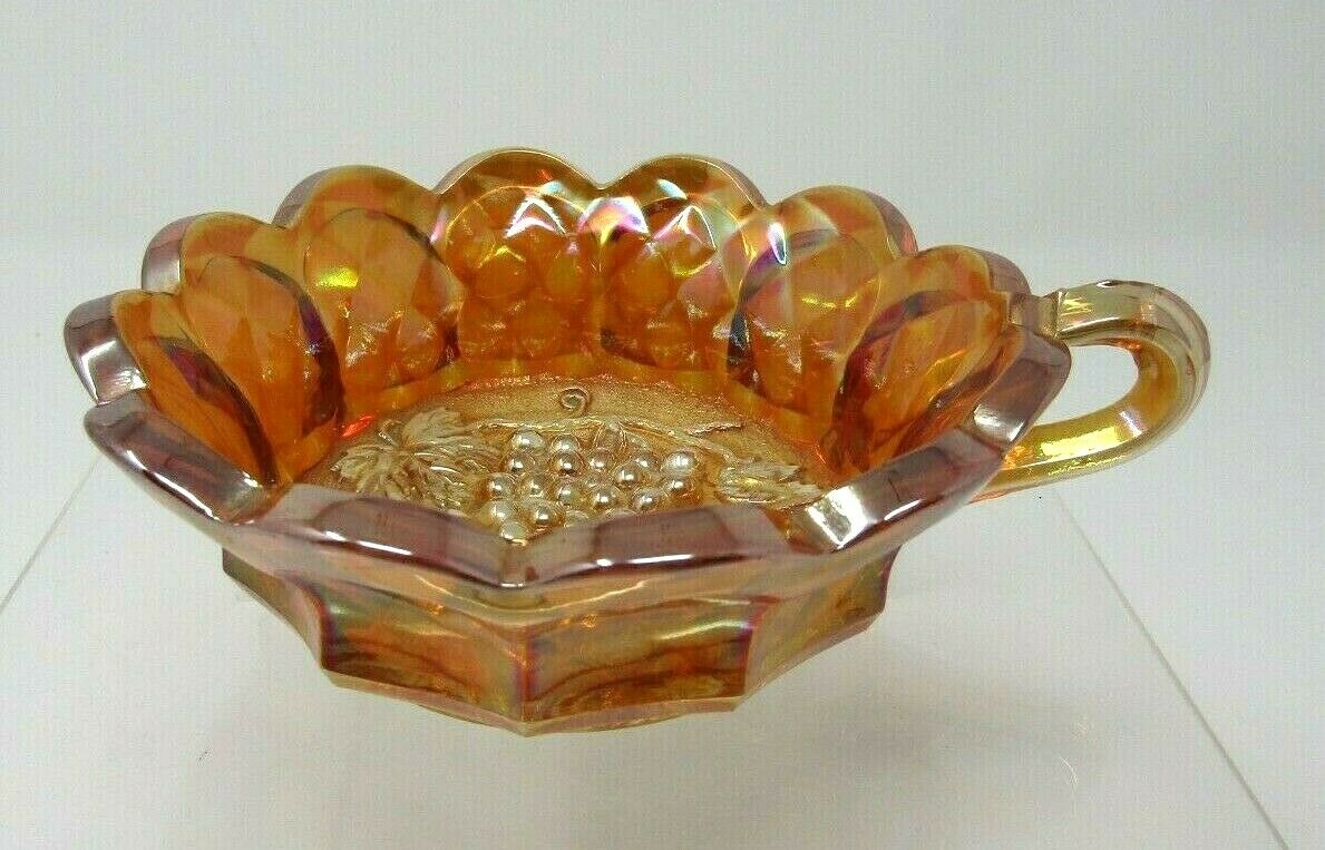 Vintage Imperial Heavy Grape Carnival Glass Handled Nappy Dish Bowl